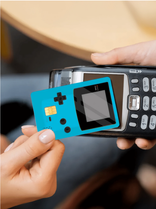 Kreditkarten Aufkleber „Handheld Retro Konsole“ – Game Boy Blue Edition